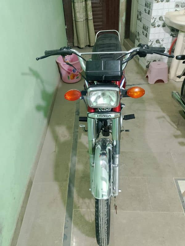 HONDA CG 125 2022 KARACHI NUMBER 6