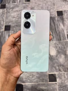 Vivo Y18