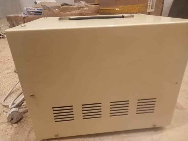 Servo Voltage Stabilizer/ Servo Voltage Regulator/ 3KVA 2