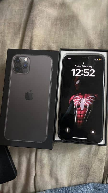 iphone 11 Pro Factory Unlock 64 GB 0