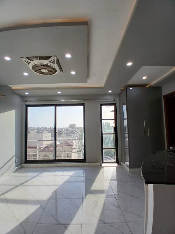 2 bedroom non furnished appartment original picture original price only for serious clients 8