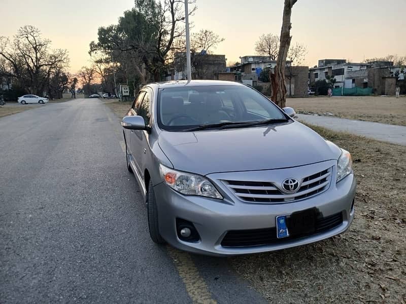 Toyota Corolla Altis 2013 0