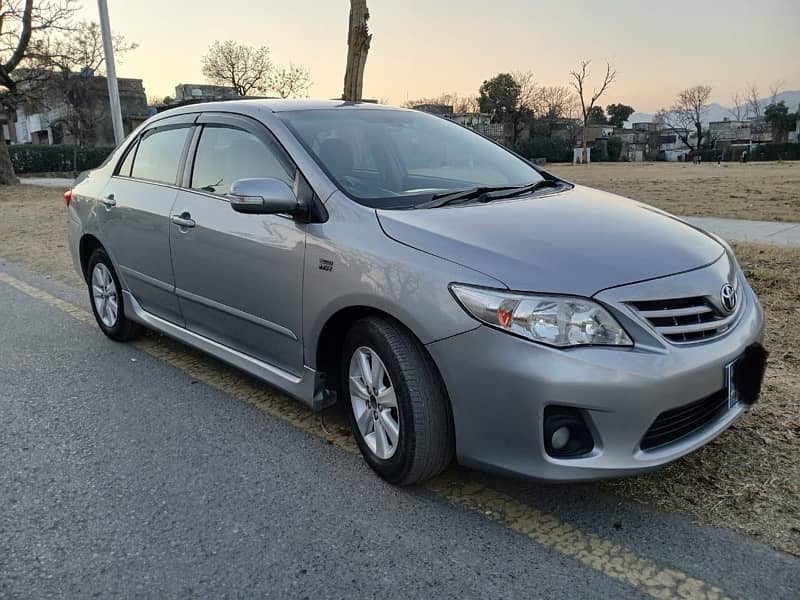 Toyota Corolla Altis 2013 5