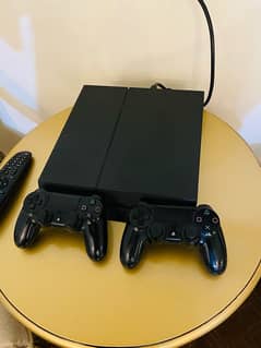 Ps4 500Gb 2 original wireless controllers