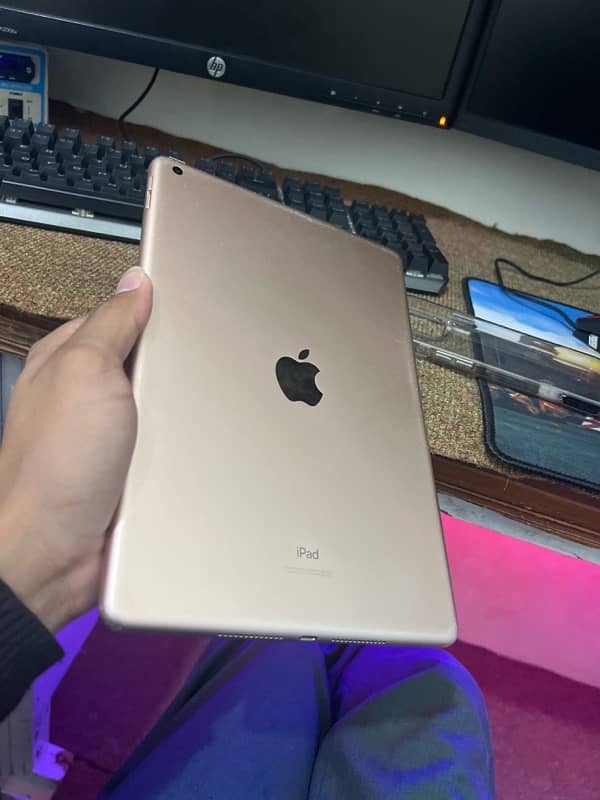 Ipad (8th generation) 128Gb Colour Golden 2