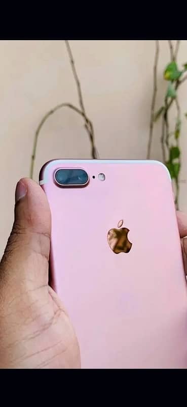 iphone 7 plus full lush condition 10/10  memory 128 bettery 77 1