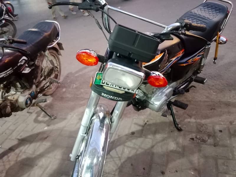 Honda 125 lush condition for sale 2