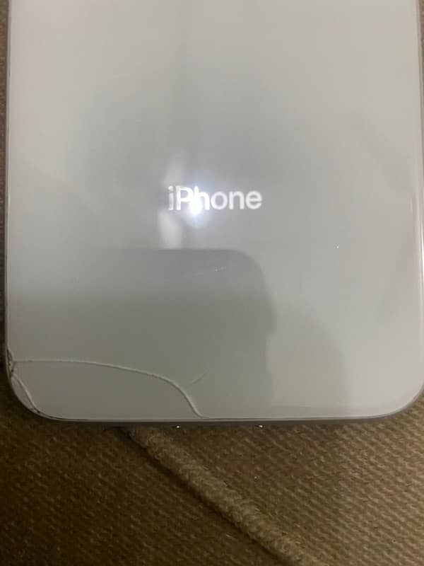 iphone 8 64gb (non pta) 1