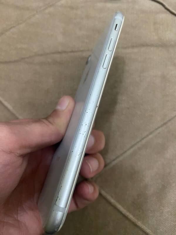 iphone 8 64gb (non pta) 4