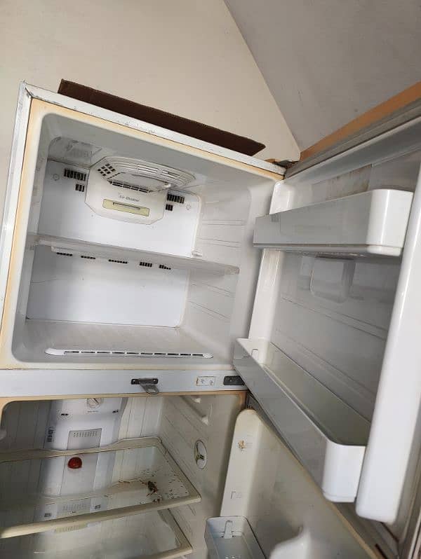 Samsung fridge condition used 3