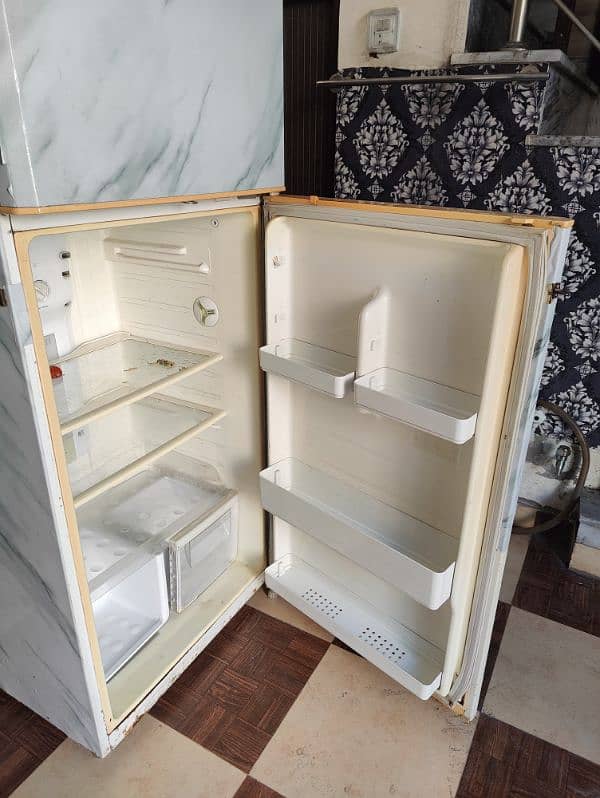 Samsung fridge condition used 7