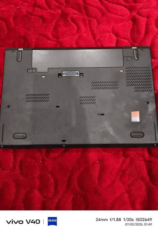 Lenovo i5 4th generation 4/512 double battery 1