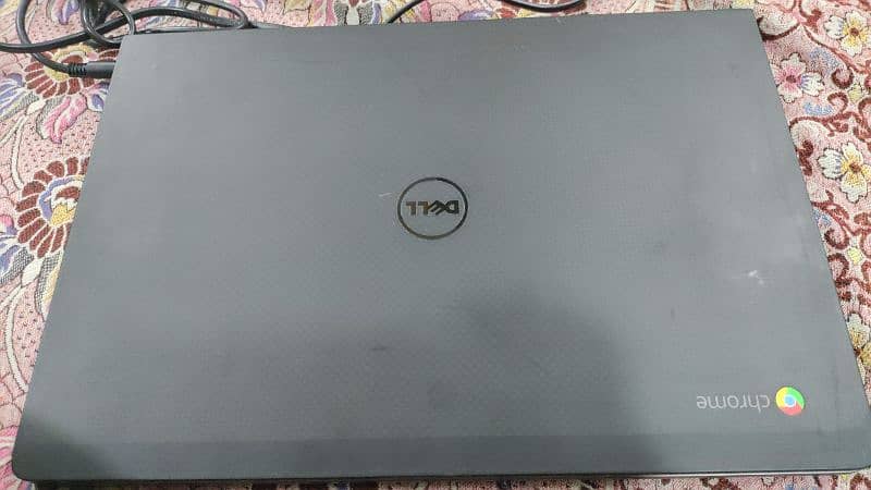 Dell Chromebook 13.3 screen display size 3