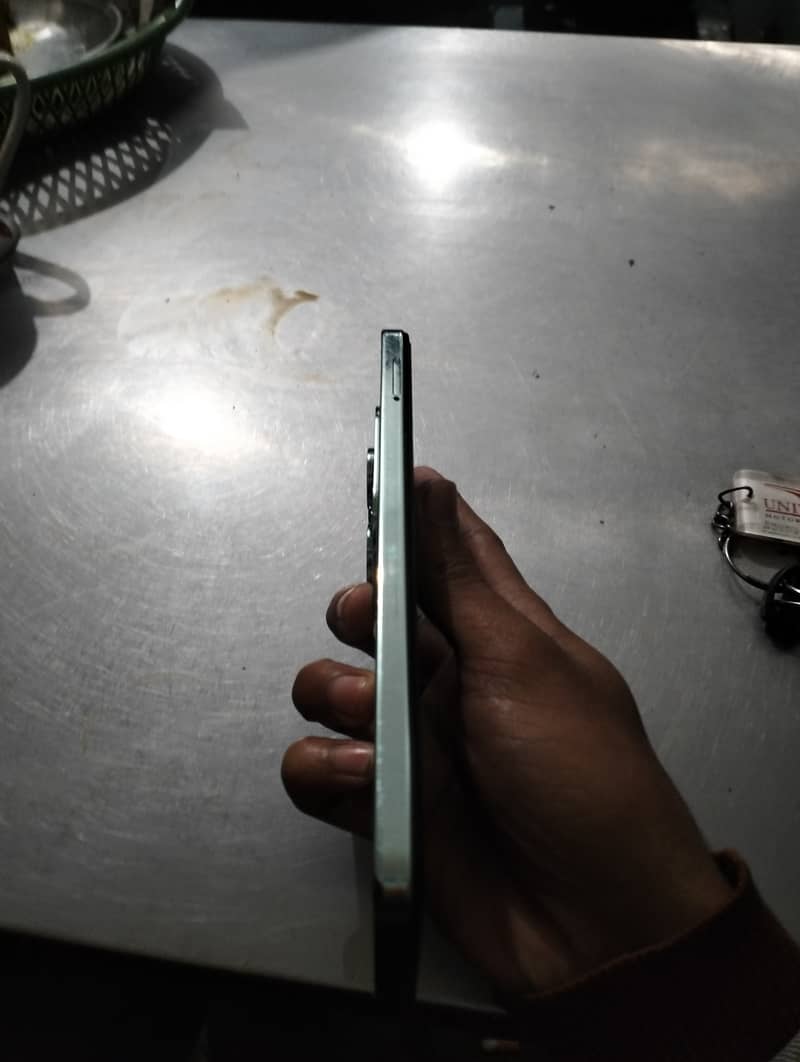 infinix hot 40 pro 3