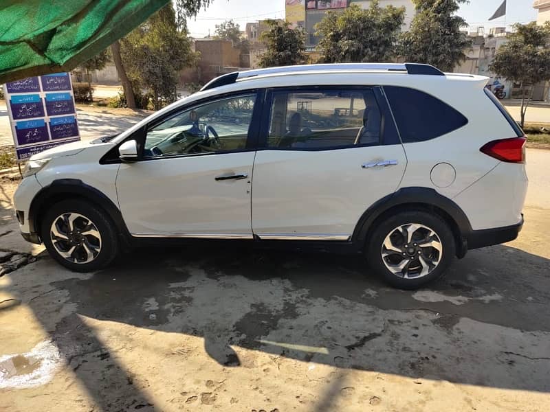 Honda BR-V 2017 S - package 2