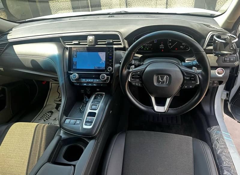 Honda Insight 2022 6