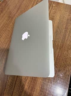 MacBook Air 2017 - Core i5 | 8GB - 256GB SSD