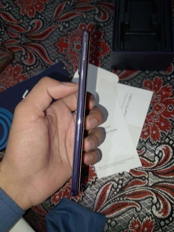 VIVO V20 BRAND NEW CONDITION 1