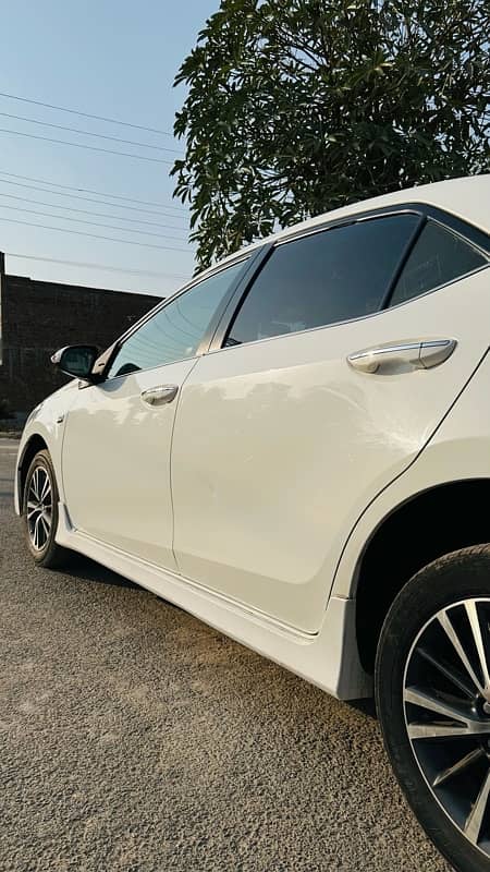 Toyota Altis Grande 2019 3