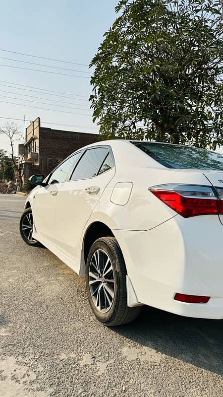 Toyota Altis Grande 2019 18