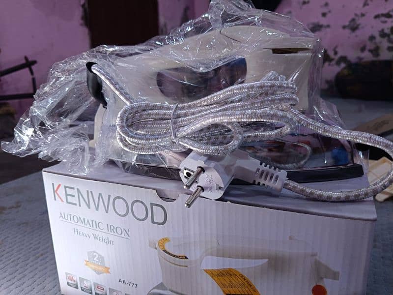 KENWOOD IRON 2