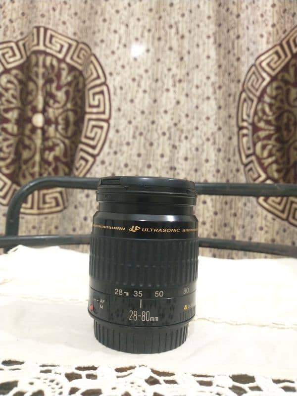 Canon 50mm 1.4 Lens and 50mm 1.8 lens and 28-80 3.5 lens 10