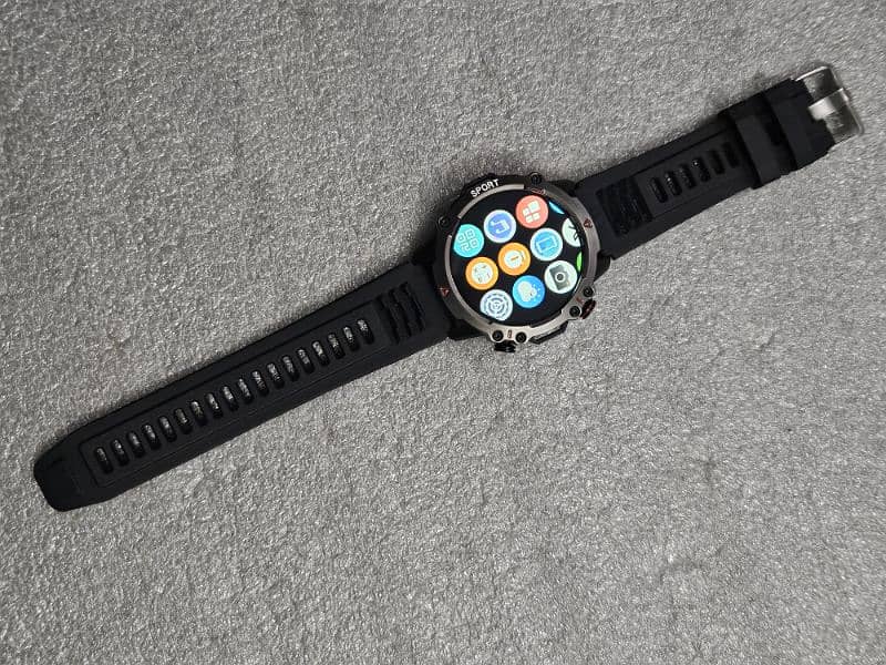 Round Smart watch 4