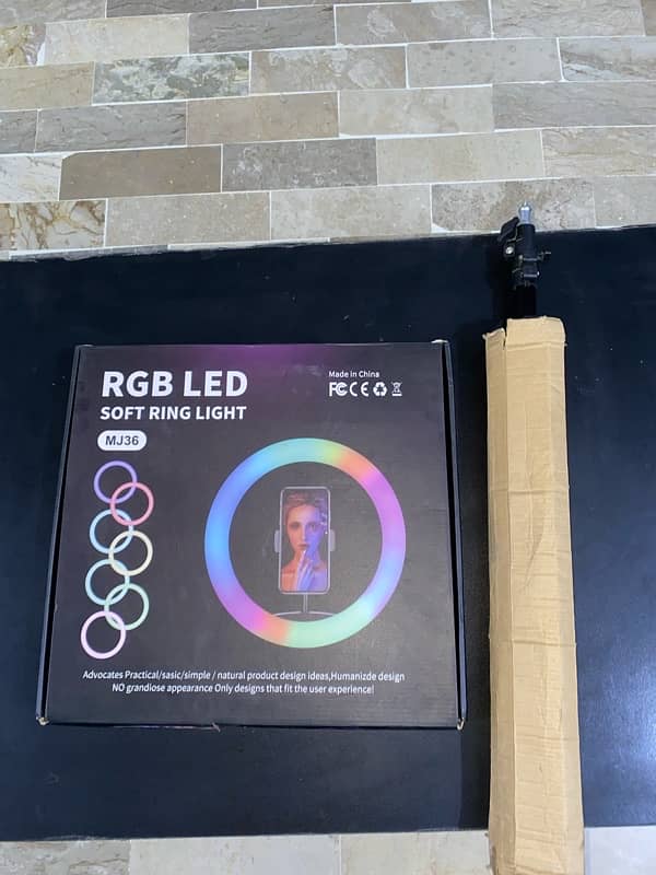 Rgb led soft ring light with tripod 1