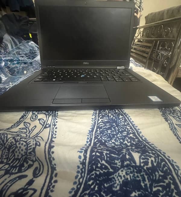 Dell Latitude 5491 1