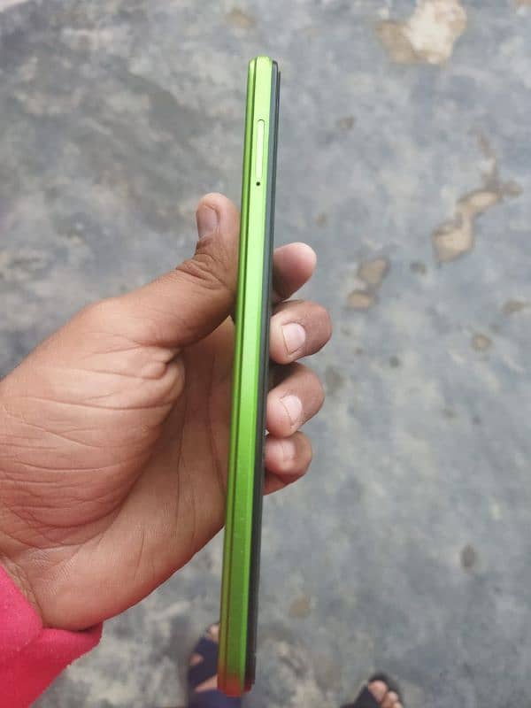 Infinix Hot 12 6/128 2