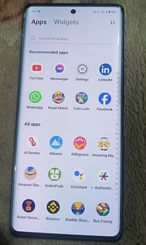 vivo x80 corved screen good result 20 gb ram 2