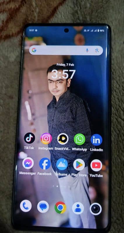 vivo x80 corved screen good result 20 gb ram 3