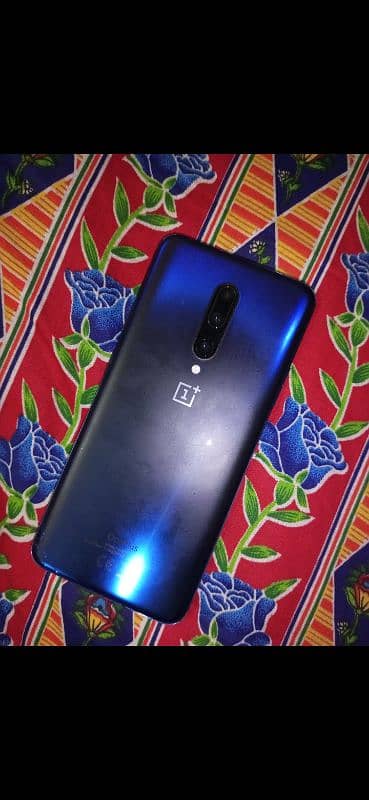 OnePlus 7 pro  8gb ram+(5extended) 256gb storag 3