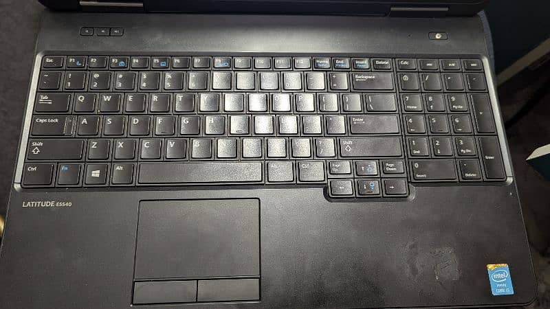 Dell i5 2gb Gup 6