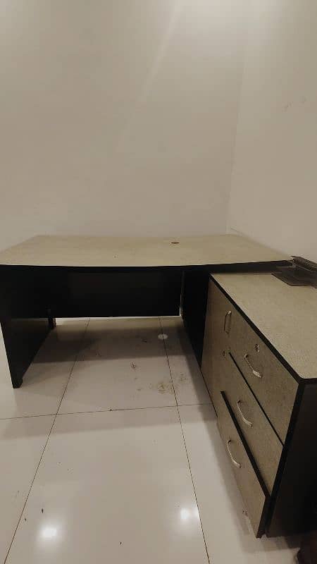 Office Table for sale 2