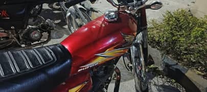 Honda 125 20/21 good condition all punjab number