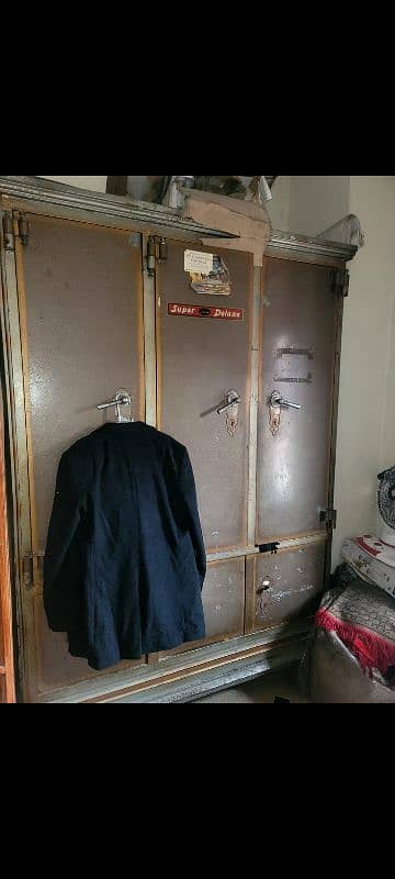 used strong iron wardrobe 0