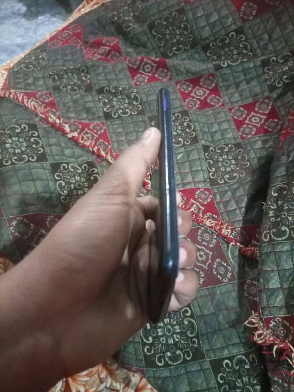 infinix not 7lite. 4/64 3