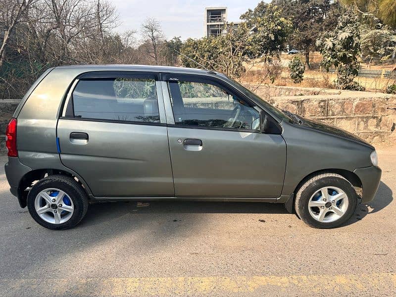 Suzuki Alto 2011 11