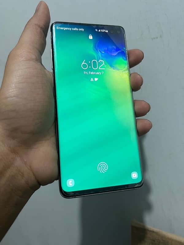 S 10 Plus 1