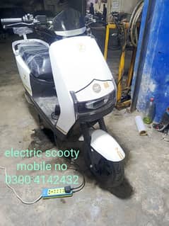 electronic scooty available in low price