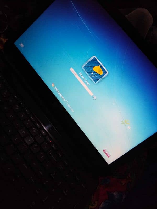 HP LAPTOP AVAILABLE FOR SALE 2