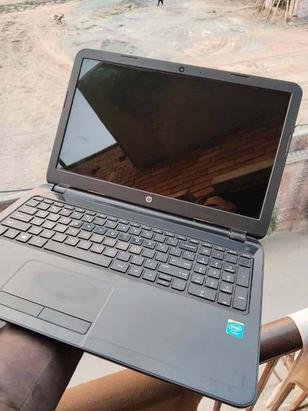 HP LAPTOP AVAILABLE FOR SALE 3