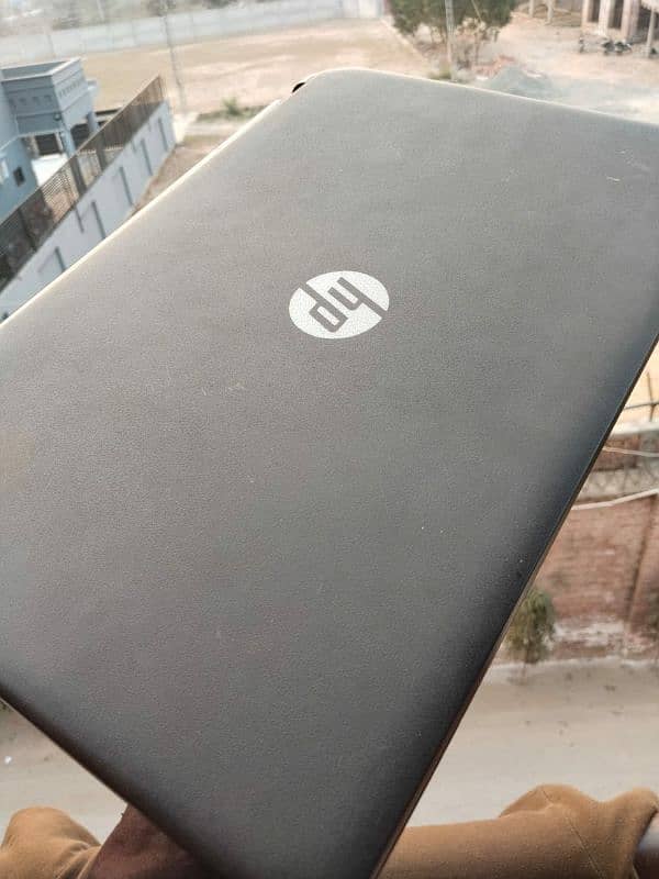 HP LAPTOP AVAILABLE FOR SALE 4