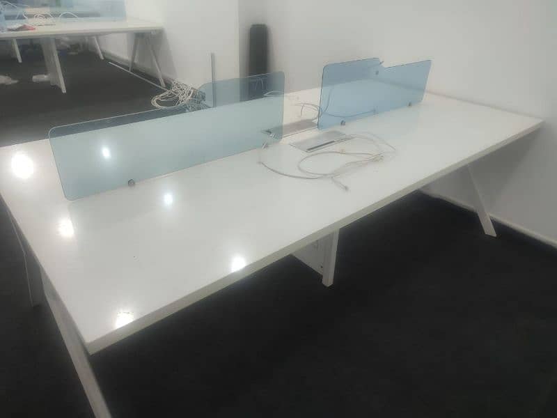 Workstation Available urgent sale 4