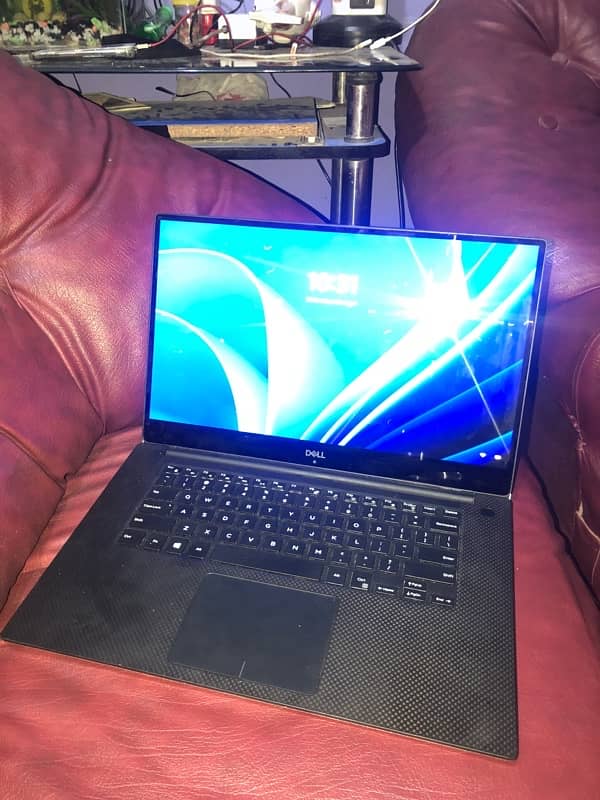 Dell Precision laptop - Dell Precision 5530 Workstation  Laptop i 4