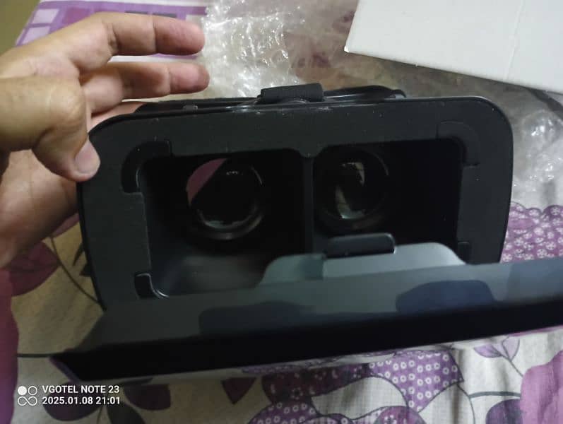 VR headset With Box 7