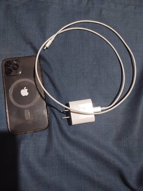 iphonexs 64 gb all okh water pack with charger original 0