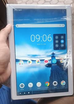 Lenovo Tab 801LV 3 GB ram 32 GB memory 9 android version 7000 mAh batt