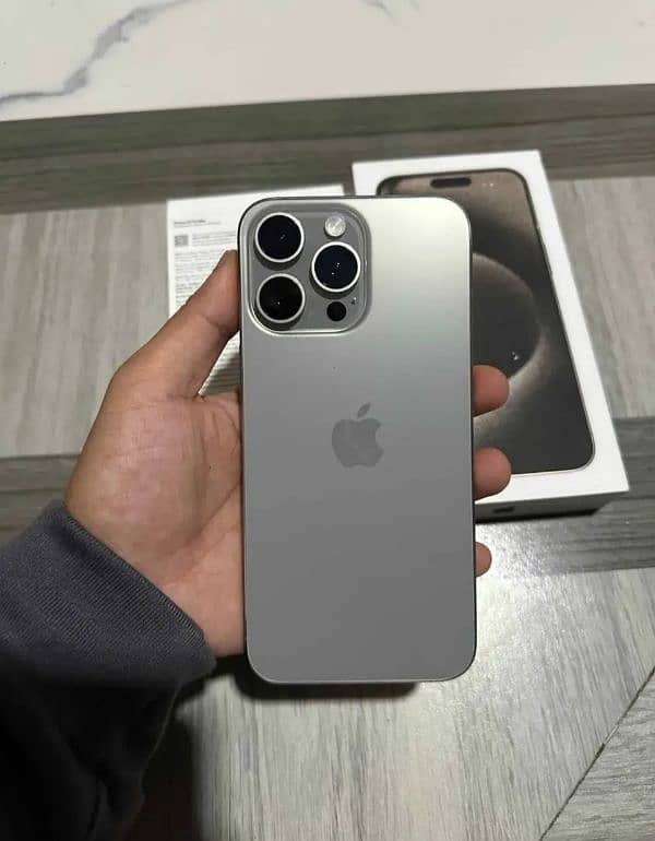 iphone 15 pro max natural titanium 5